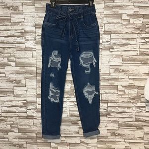Refuge Denim MOM Distressed Jeans